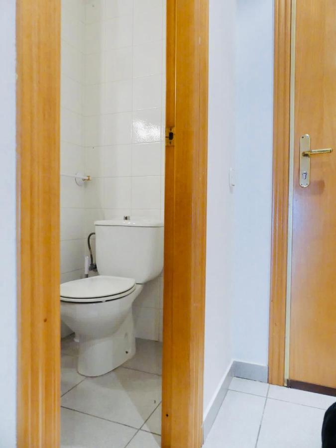 Confortable Pis En Ple Centre De Vic Aptgarbi Екстериор снимка